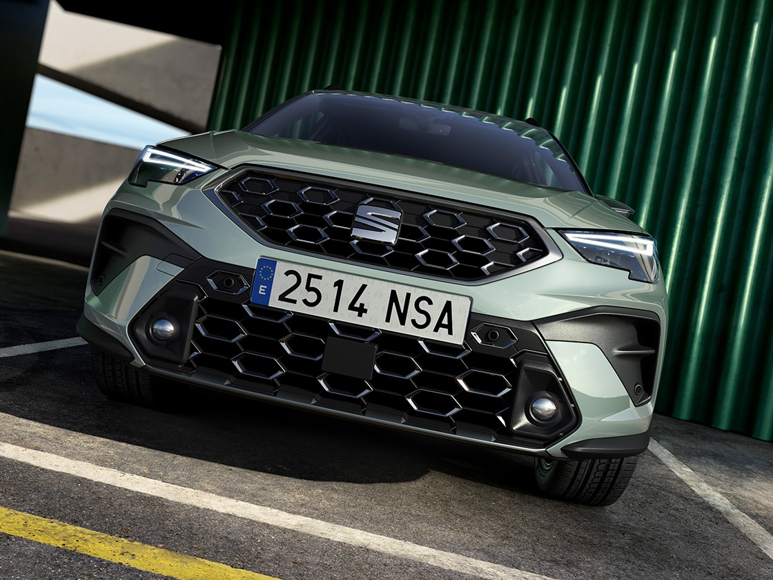 front bumper details from the SEAT Arona